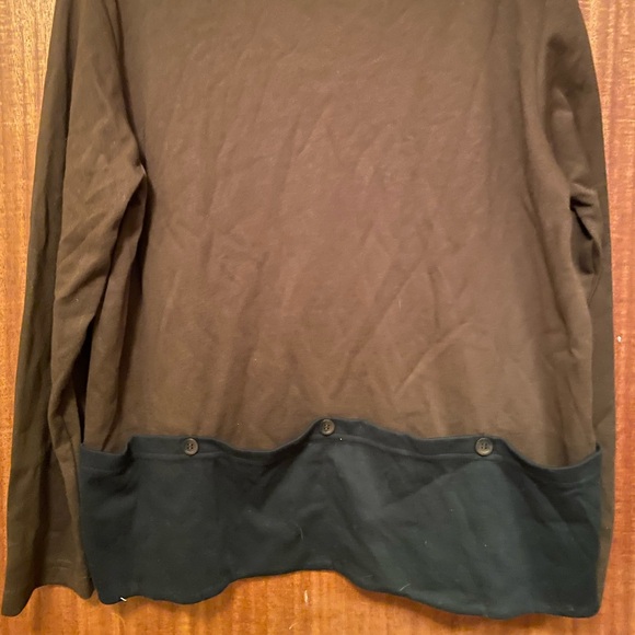 Top - Picture 2 of 4